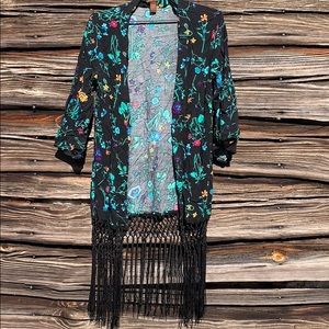 📍FREE!! Women’s floral kimono